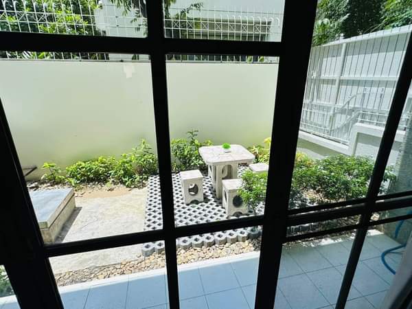 ให้เช่าบ้าน Townhome  Sukhumvit 31 3ชั้น 4ห้องนอน 5ห้องน้ำ