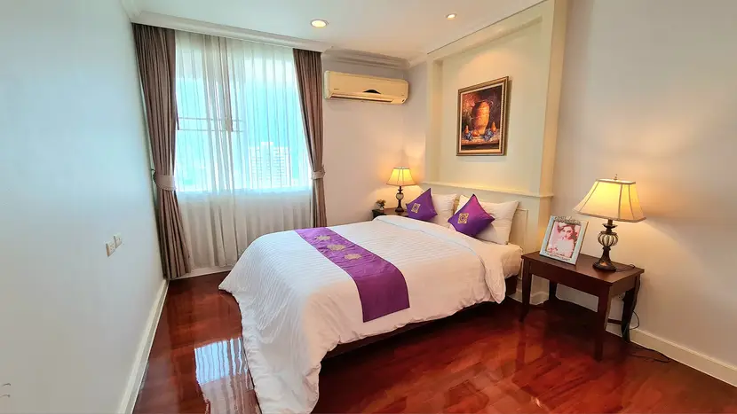 ให้เช่า Penthouse Duplex 4นอน 5น้ำ Piyathip Place คอนโดหรู พร้อมเฟอร์พร้อมอยู่ ใกล้รถไฟฟ้า BTS พร้อมพงษ์