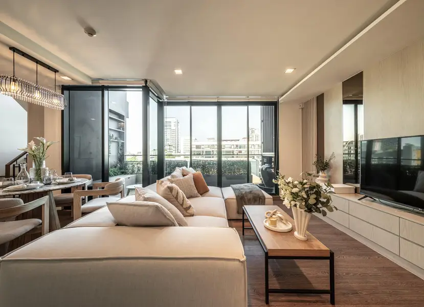 ให้เช่าคอนโด The unique Sukhumvit 62/1 Duplex 3นอน  4น้ำ พร้อมเฟอร์พร้อมอยู่