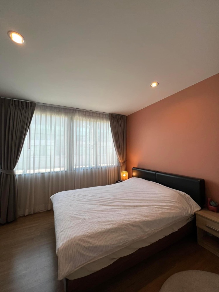 ให้เช่า Townhome Baan Klang Muang Rama 9 - Krungthep Kreetha 3ชั้น 3ห้องนอน 3ห้องน้ำ