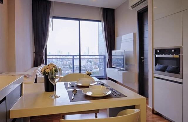 For Rent: Ivy Ampio, 1 Bedroom, MRT Thailand Cultural Center *Fully Furnished /Ready to move in*