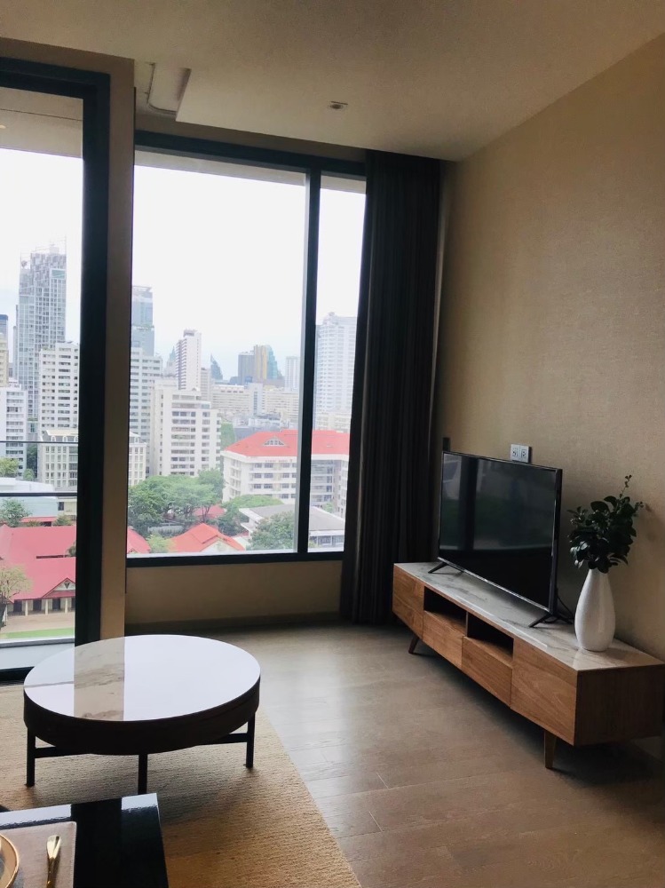 The Esse Asoke  1 Bed 1 Bath  near ฺBTS Asoke, Ready to move in