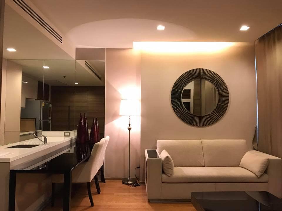 Condo for rent at The Address Sathorn 12, 1 bed 1 bath near BTS St. Louis, Ready to move in.