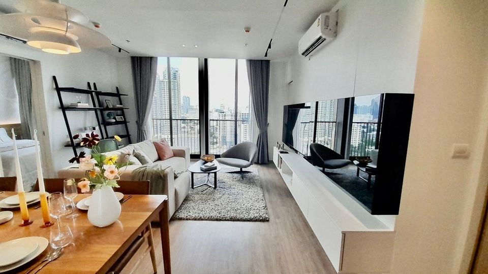 For Rent: Noble State 39, 2 Bedrooms *Fully Furnished*, Sample room, High floor, Near BTS Phrom Phong