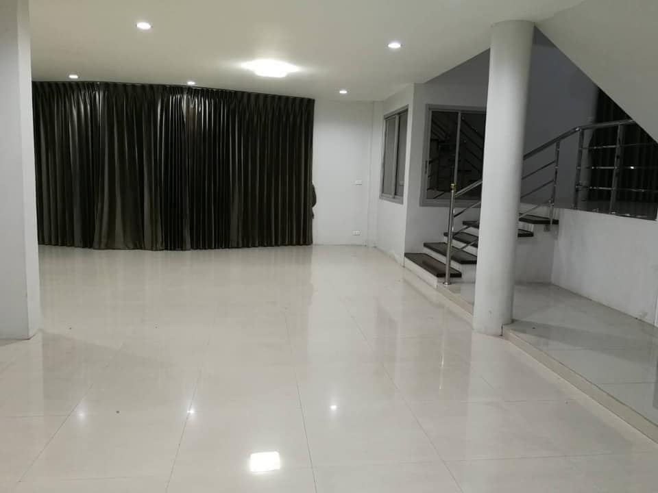 Single house for Rent at Areena Garden Village Onnut44, 3 bedroom, Near BTS On Nut, Fully furniture, Ready to move in