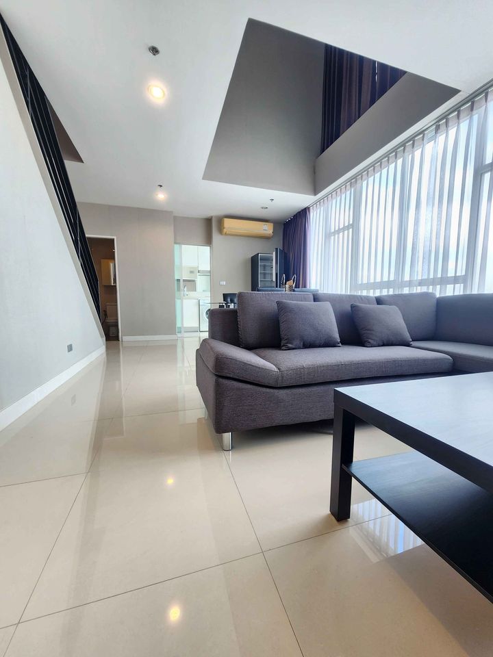 For Rent : The Sky Sukhumvit,  2 Bedrooms, Size: 80 Sqm., Near BTS Udomsuk, High Floor, โFully furnished, ready to move .