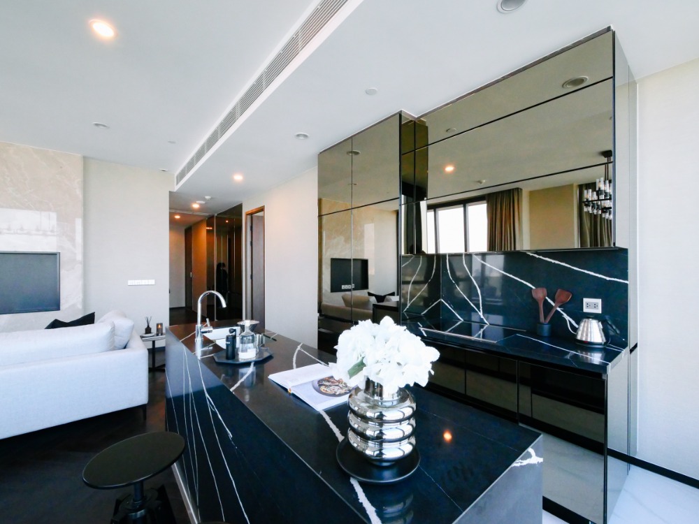 ให้เช่า For Rent The ESSE S36 Next to BTS Thonglor. 3 bed, 3 bath, 124 sq.m., Sukhumvit Thonglor view