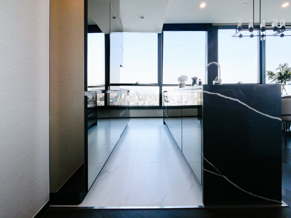 ให้เช่า For Rent The ESSE S36 Next to BTS Thonglor. 3 bed, 3 bath, 124 sq.m., Sukhumvit Thonglor view