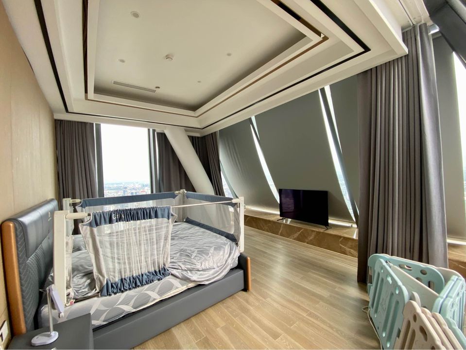 For Sale : Marque Sukhumvit 39, Ultra Luxury PENTHOUSE, 4 Bedrooms, Near BTS Promphong , Fully furnished, ready to move in.