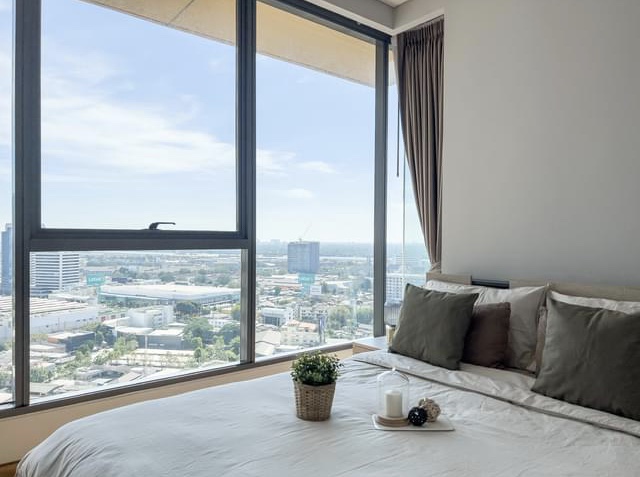 For Rent: The Lumpini 24, 2 Bedrooms *Fully Furnished* High Floor /Ready To move in