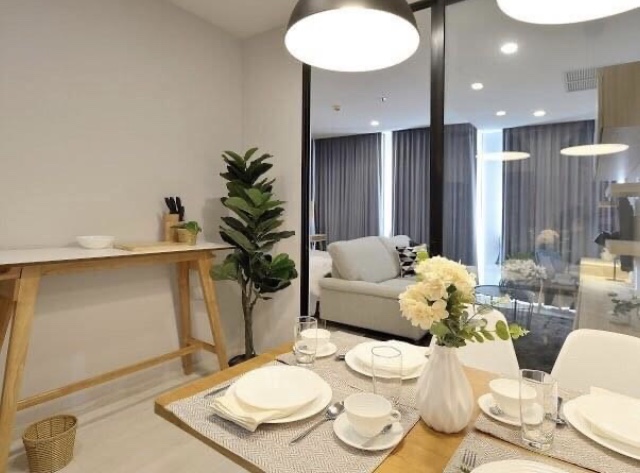 For Rent: Noble Ploenchit, 1 Bedroom, *Fully Furnished* High Floor /Ready to move in