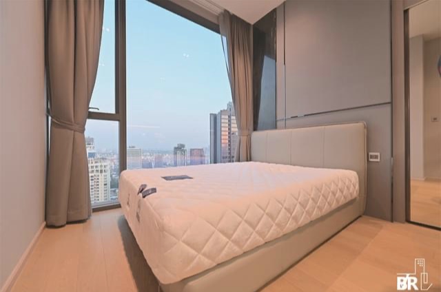 For Rent: Penthouse, The Strand Thonglor, 3 Bedrooms, *Fully Furnished* /Ready to move in