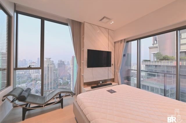 For Rent: Penthouse, The Strand Thonglor, 3 Bedrooms, *Fully Furnished* /Ready to move in