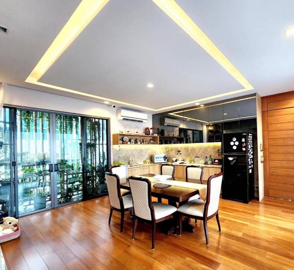 For Sale: Detatched House, Sukhumvit 71, 6 Bedrooms, Fully Furnished /Ready to move in