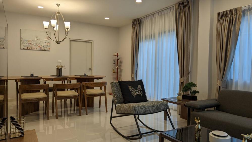 For Rent Detached House, 4 bed rooms at The Centro Bangna near Mega Bangna and IKEA# Pet Friendly Rental THB 120,000/ Month