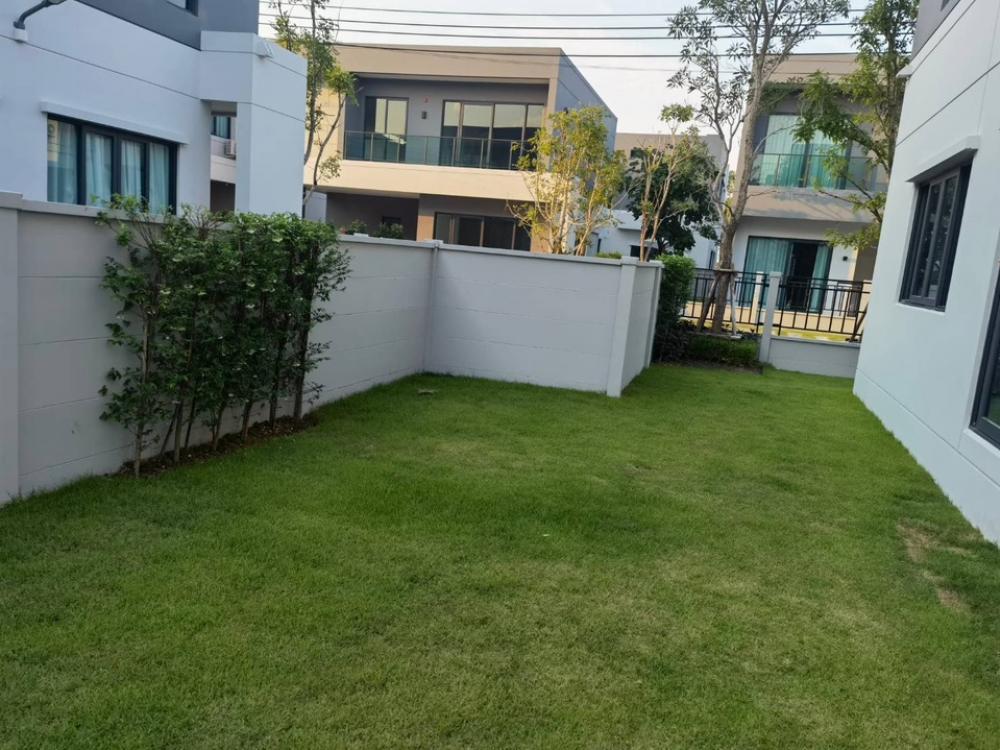 For Rent Detached House, 4 bed rooms at The Centro Bangna near Mega Bangna and IKEA# Pet Friendly Rental THB 120,000/ Month