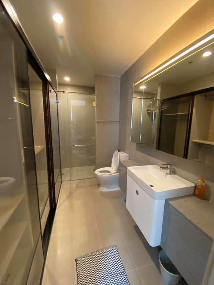 For Rent 1 bedroom Noble Ploenchit Condo High floor Near BTS Ploenchit Fully furnished Ready to move in