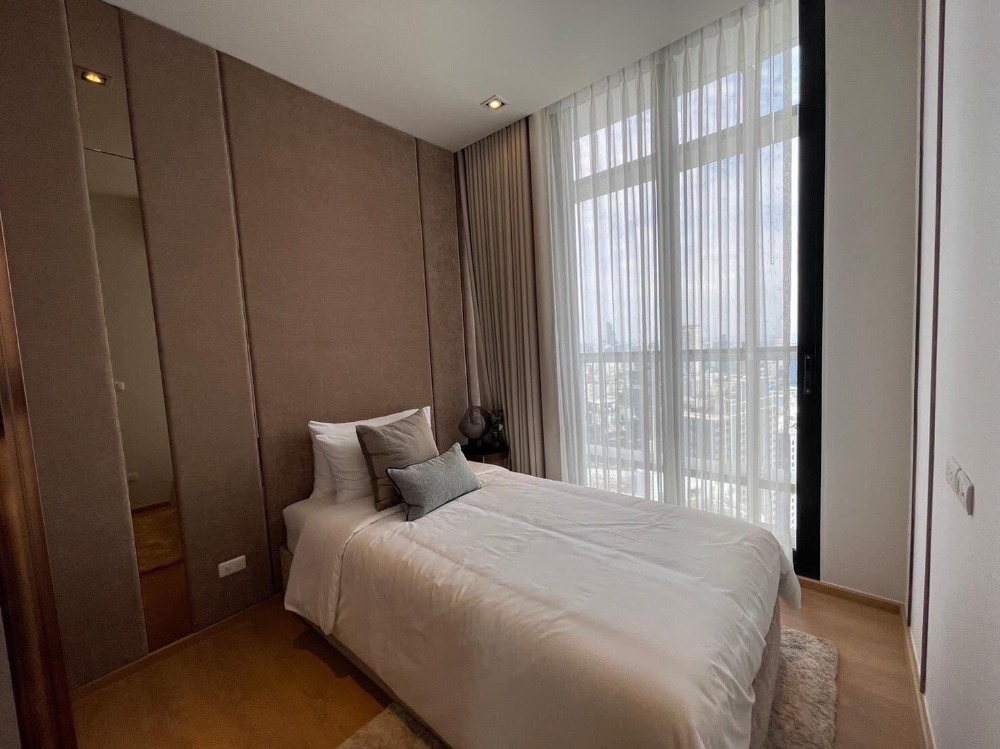 For Sale Penhouse 2 bedrooms Park Origin Phromphong Luxury Condo Near BTS Phrom Phong Fully furnished Ready to move in