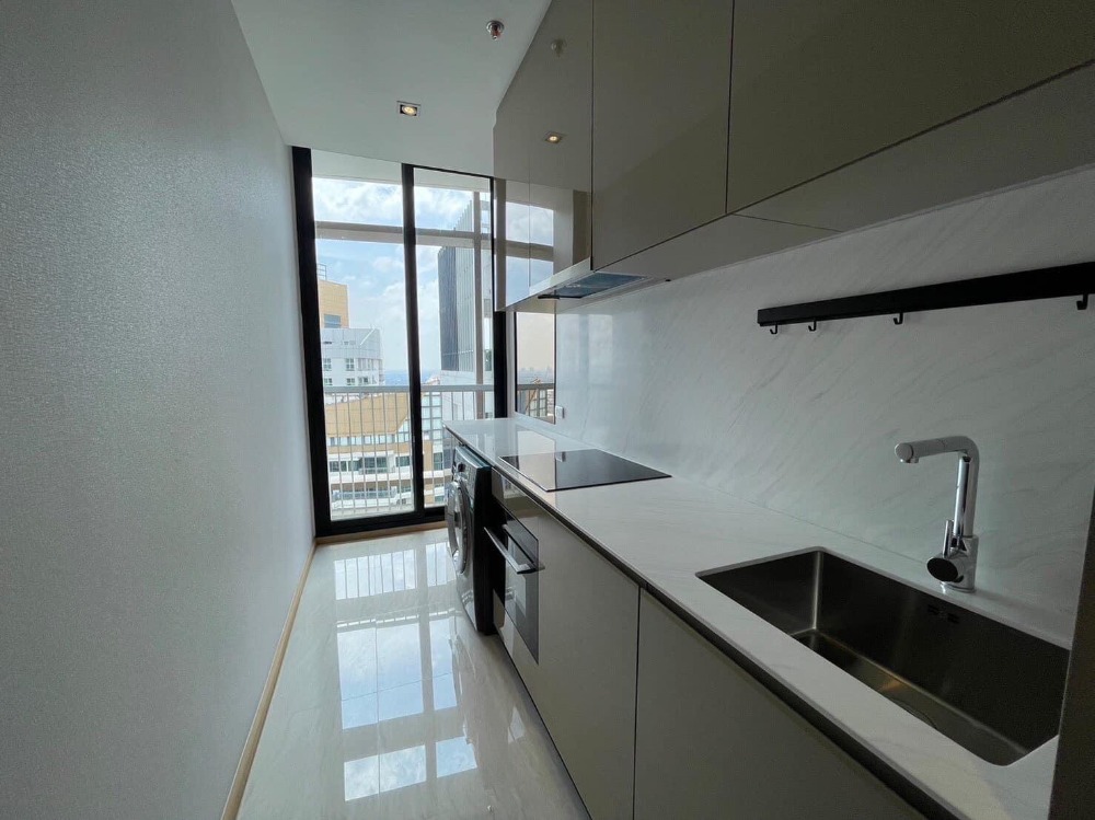 For Sale Penhouse 2 bedrooms Park Origin Phromphong Luxury Condo Near BTS Phrom Phong Fully furnished Ready to move in