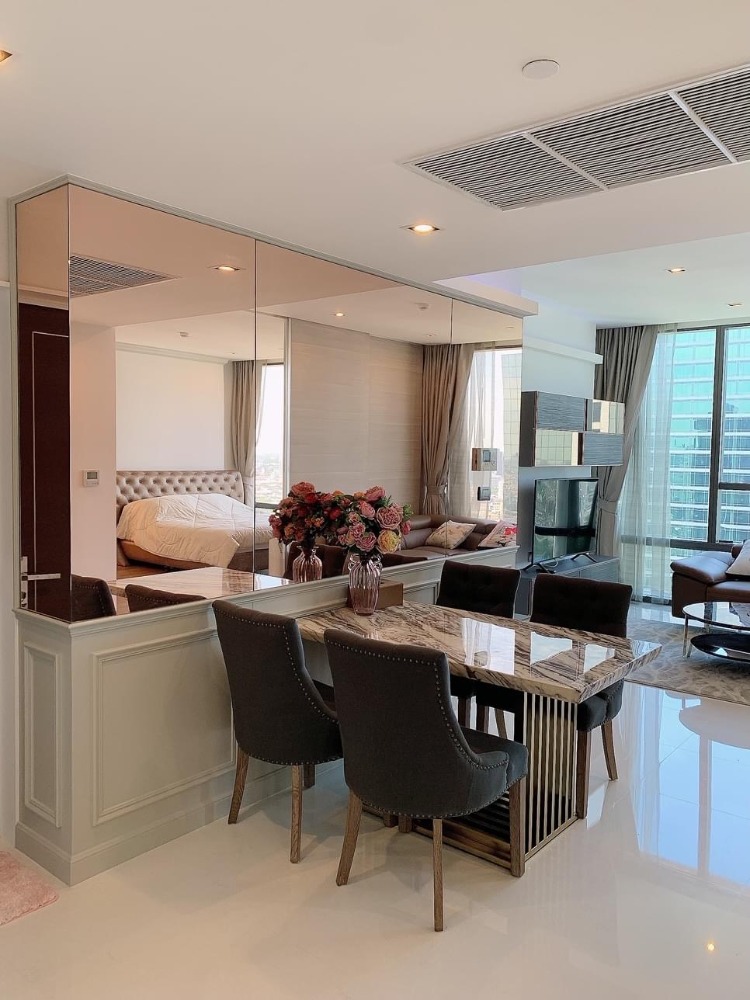 For Sale 1 bedroom The Bangkok Sathorn Luxury Condo High floor Near BTS Surasak Fully furnished Ready to move in