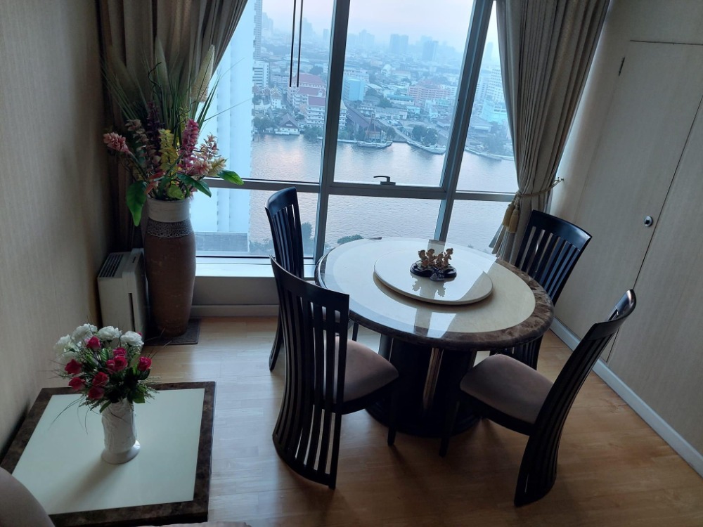 For Sale 2 bedrooms Baan Sathorn Chaopraya Condo High floor Near BTS Krung Thon Buri Fully furnished Ready to move in