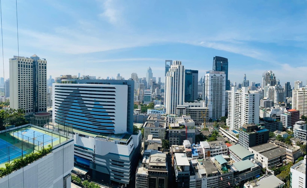 For Rent 1 bedroom Ashton Asoke Condo High floor Near BTS Asoke Fully furnished Ready to move in