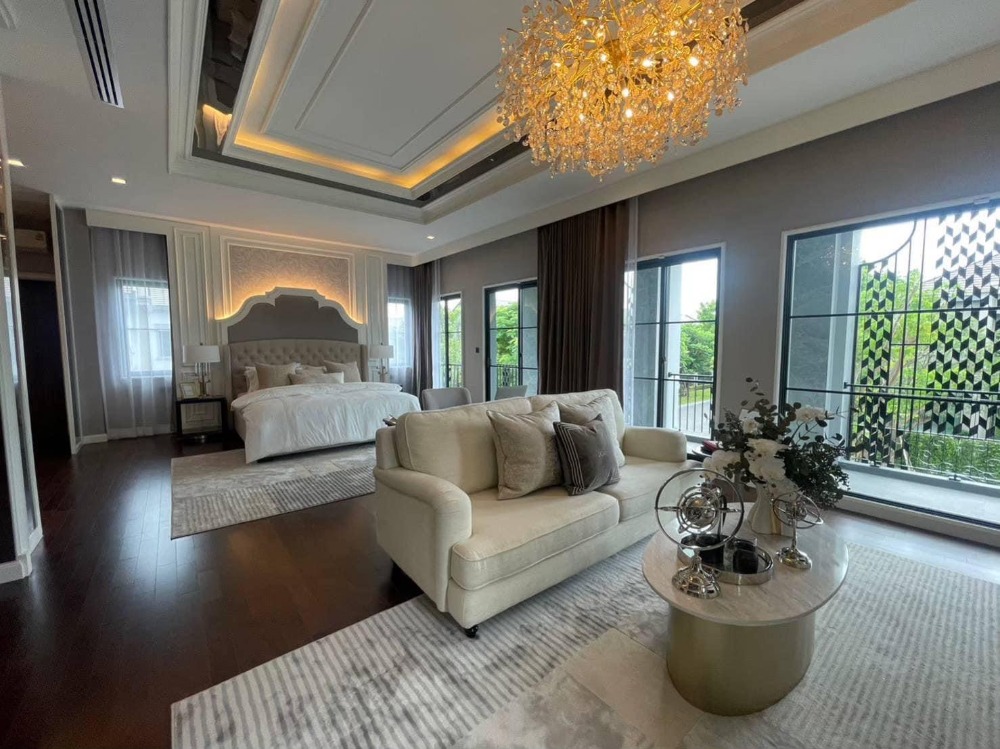 For Sale 5 bedrooms Granada Pinklao-Phetkasem Luxury Detached House Near MRT Laksong Fully furnished Ready to move in