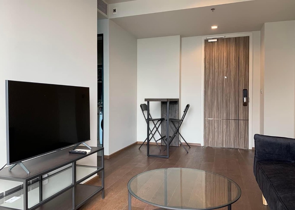 For Rent 1 bedroom Ideo Q Sukhumvit 36 High floor Near BTS Thonglor Ready to move in