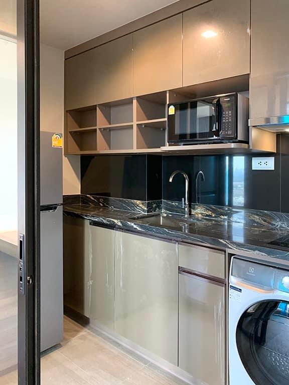 For Rent 1 bedroom Ideo Q Sukhumvit 36 High floor Near BTS Thonglor Ready to move in