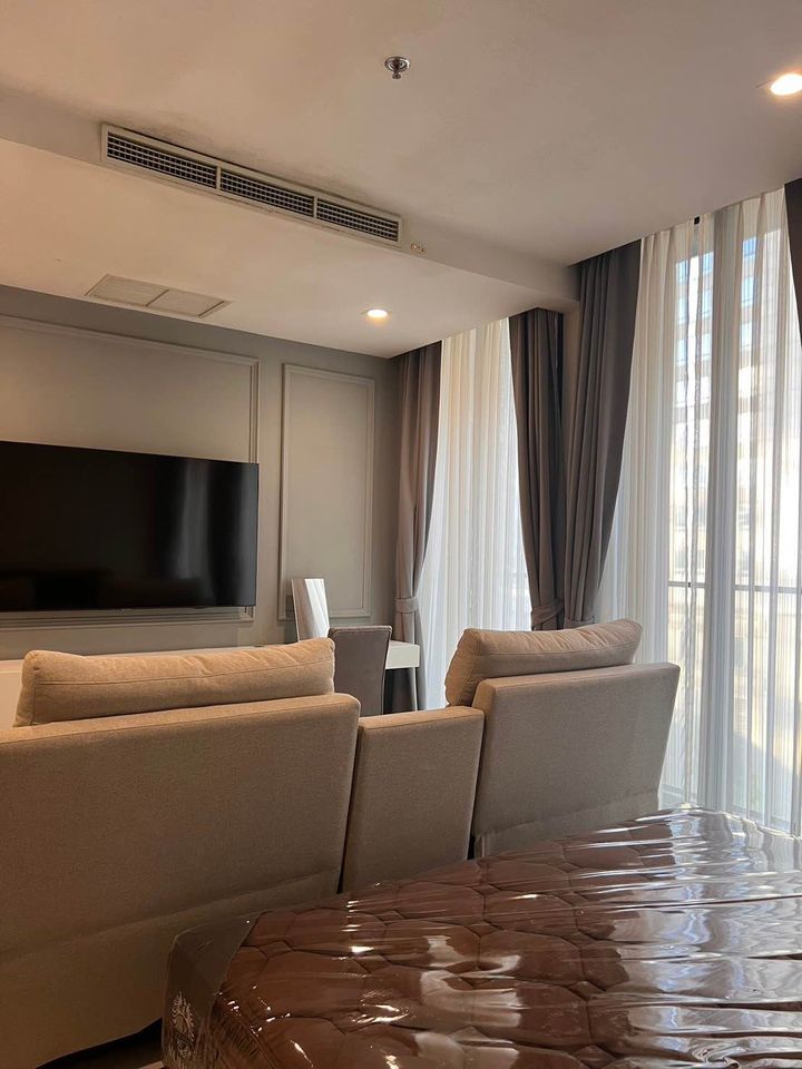 For Rent 1 bedroom Noble Ploenchit Condo Near BTS Ploenchit Fully furnished Ready to move in