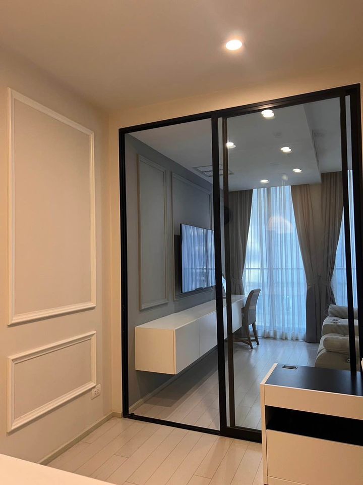 For Rent 1 bedroom Noble Ploenchit Condo Near BTS Ploenchit Fully furnished Ready to move in