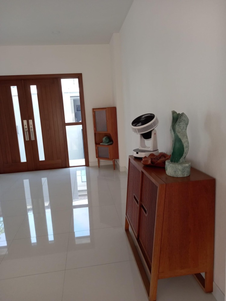 For Rent 4 bedrooms The City Ratchada-Wongsawang Luxury Detached House Near Si Rat Expressway Ready to move in