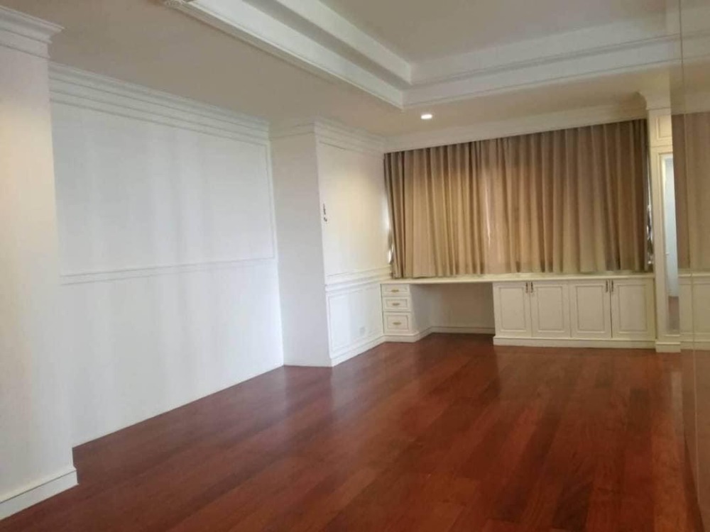 For Rent 4 bedrooms Tower Park Condo Near BTS Nana Ready to move in Rental 119,999 THB.