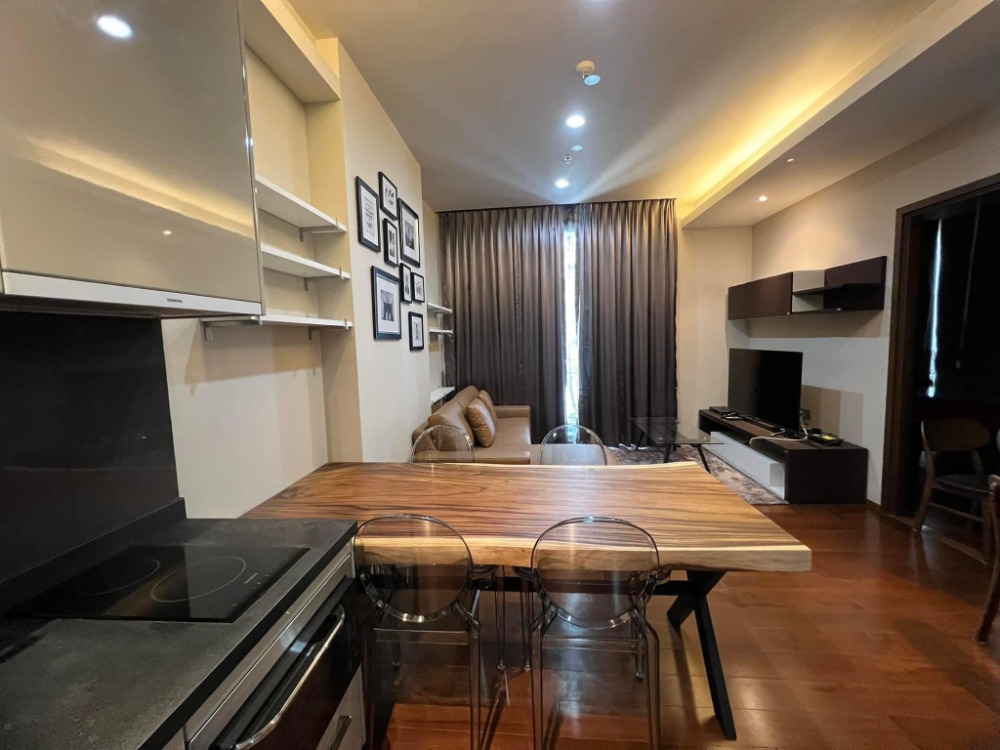 For Rent 1 bedroom Quattro by Sansiri Luxury Condo High floor Near BTS Thonglor Fully furnished Ready to move in