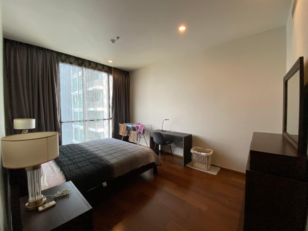 For Rent 1 bedroom Quattro by Sansiri Luxury Condo High floor Near BTS Thonglor Fully furnished Ready to move in