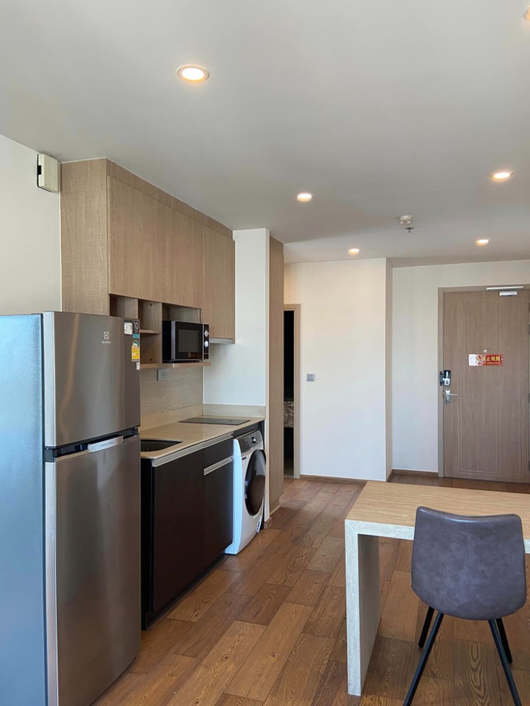 For Rent 2 bedrooms Q Chidlom-Phetchaburi Condo High floor Near BTS Chidlom Fully furnished Ready to move in