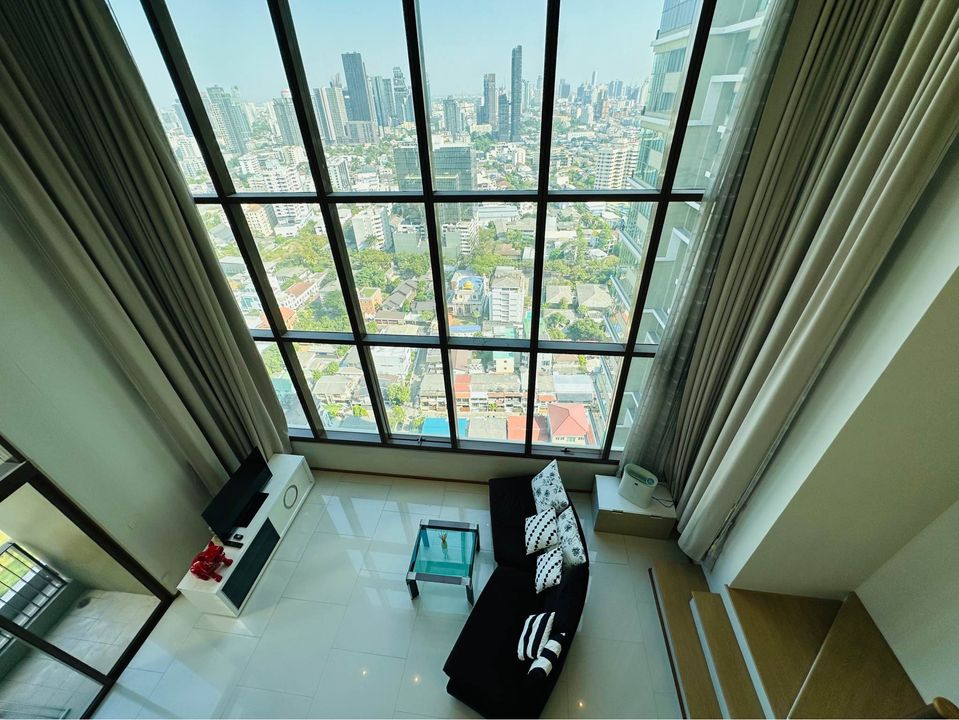 For Rent Duplex 2 bedrooms The Emporio Place Luxury Condo High floor Near BTS Phrom Phong Fully furnished Ready to move in