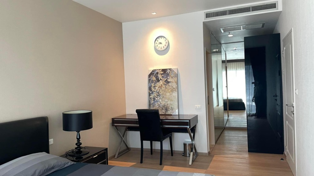 For Rent 1 bedroom Noble Refine Sukhumvit 26 Near BTS Phrom Phong Fully furnished Ready to move in