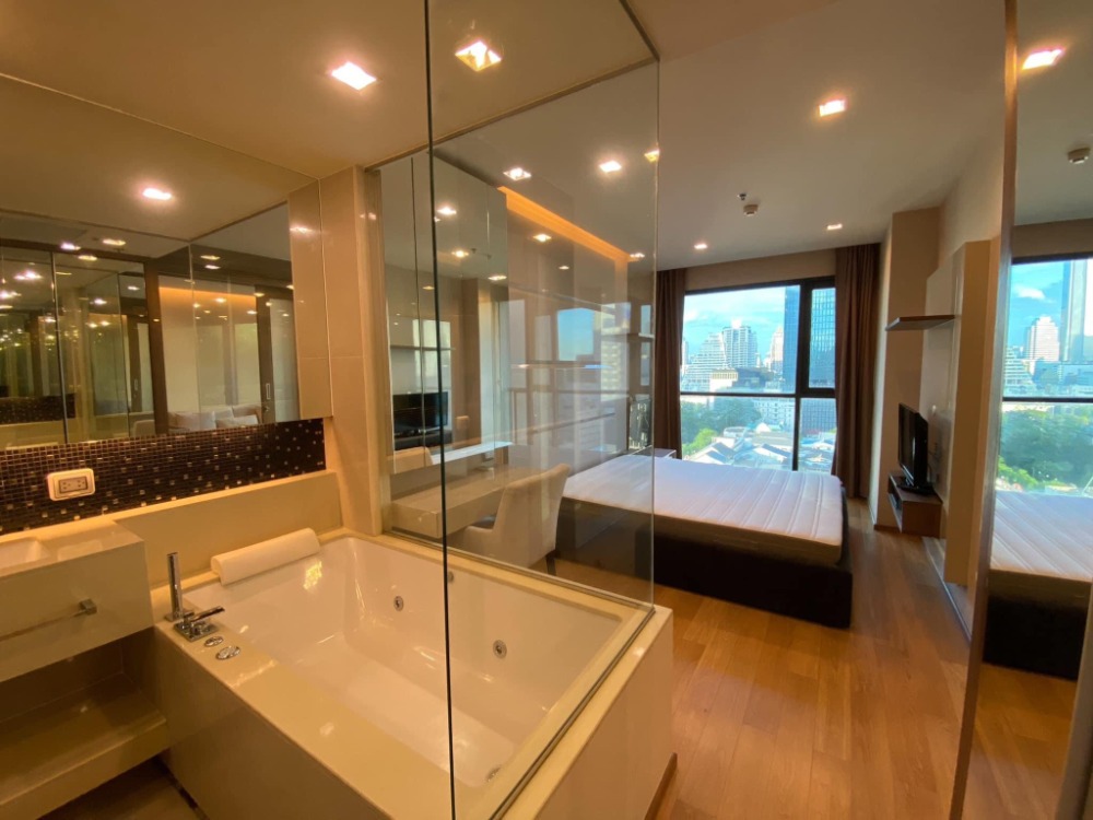 For Rent 1 bedroom The Address Sathorn Luxury Condo High floor Near BTS Saint Louis Fully furnished Ready to move in