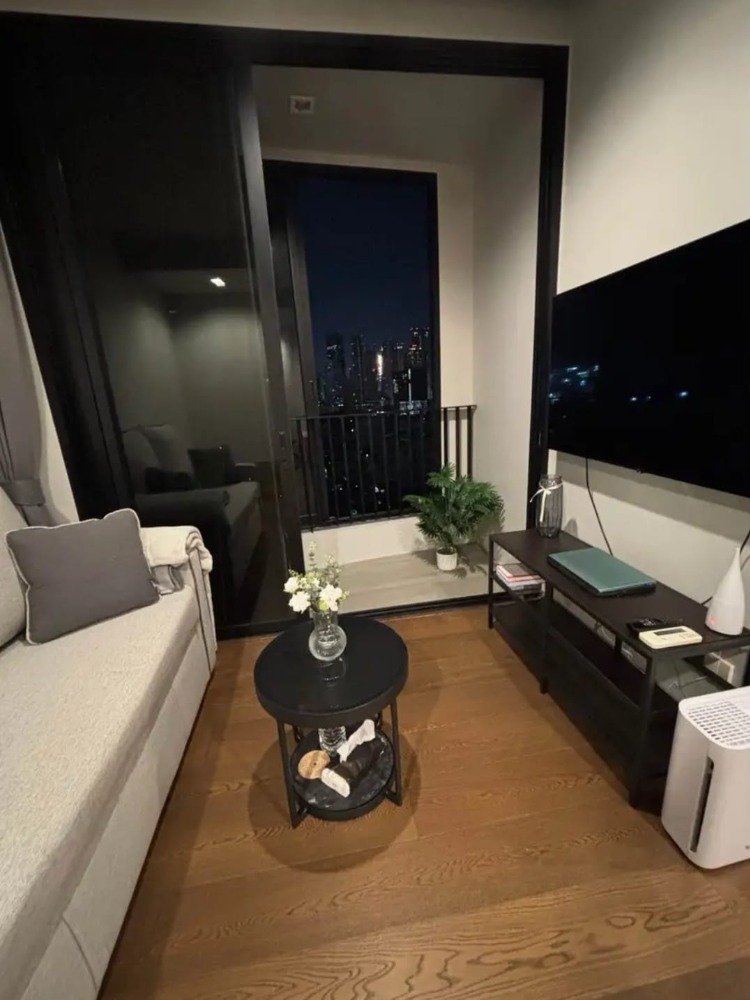 For Rent 1 bedroom Ideo Q Sukhumvit 36 High floor Near BTS Thonglor Ready to move in