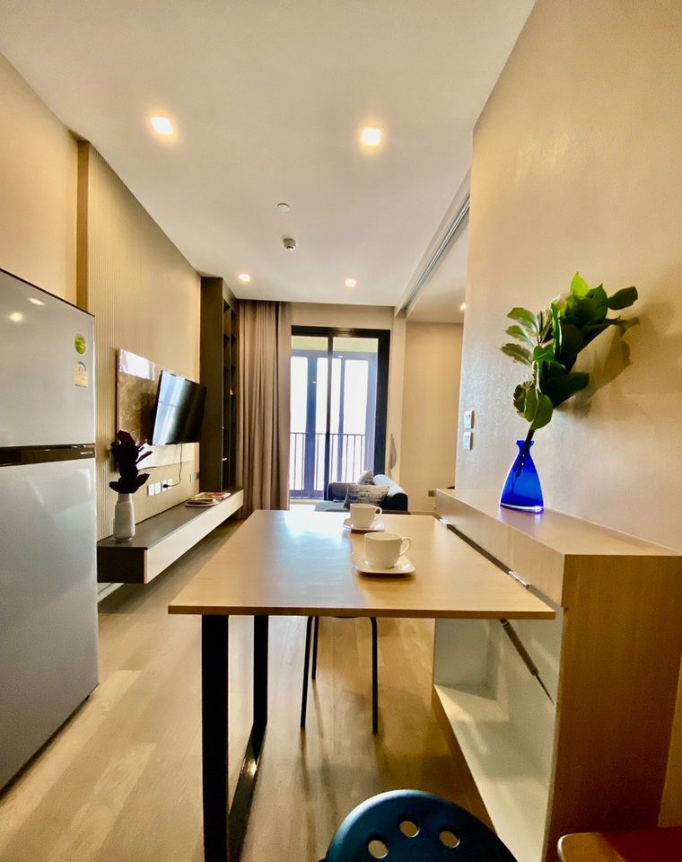 For Rent condo 1 bedroom at Ashton Asoke High floor near BTS Asoke Fully furnished Ready to move in Rental 30,000 THB.