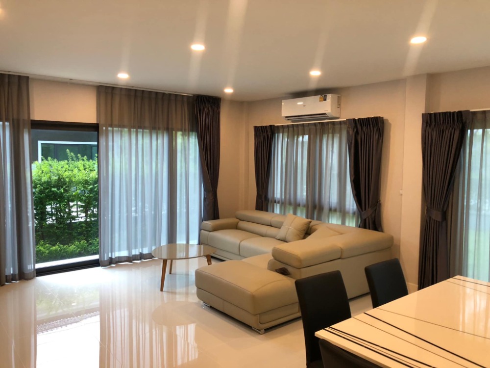 For Rent 4 bedrooms CENTRO Vibhavadi Luxury Detached House Corner House Pet friendly 🐶🐱Near Don Mueang Airport Fully furnished Ready to move in