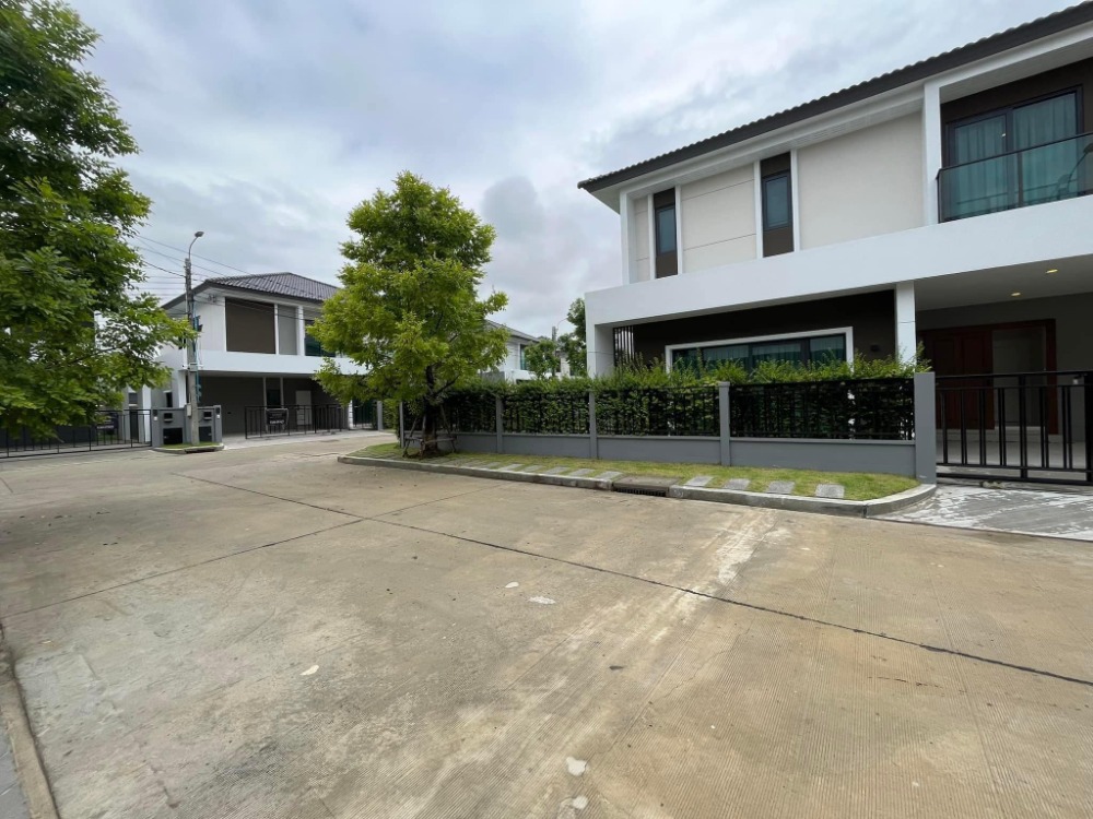 For Rent 4 bedrooms CENTRO Vibhavadi Luxury Detached House Corner House Pet friendly 🐶🐱Near Don Mueang Airport Fully furnished Ready to move in