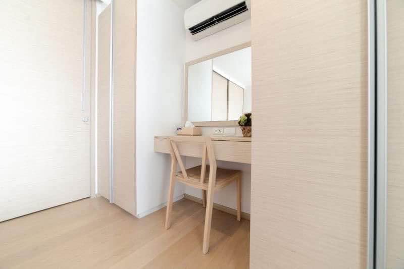 For Rent 1 bedroom LIV@49 Condo Near BTS Thonglor Fully furnished Ready to move in Rental 27,999 THB./Month