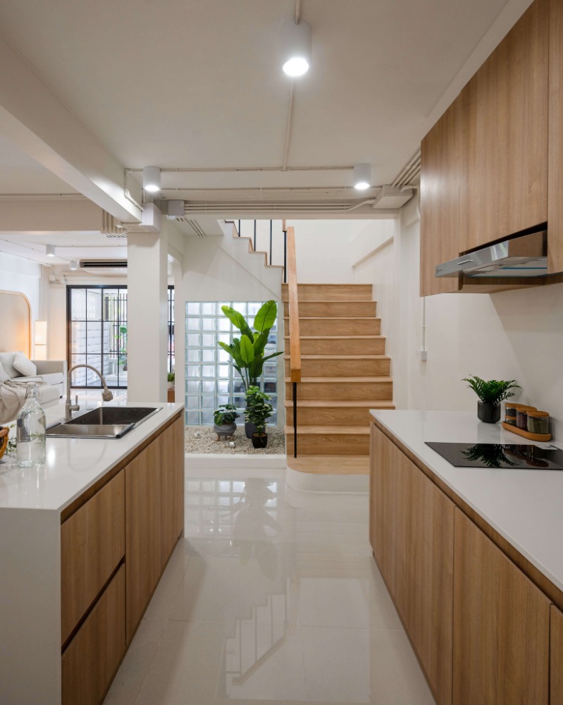 For sale townhouse 2 bedrooms at Zen home Sukhumvit Near BTS Bang Chak Fully furnished  Ready to move in  Sale 6.99 Million Baht