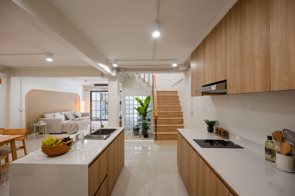 For sale townhouse 2 bedrooms at Zen home Sukhumvit Near BTS Bang Chak Fully furnished  Ready to move in  Sale 6.99 Million Baht