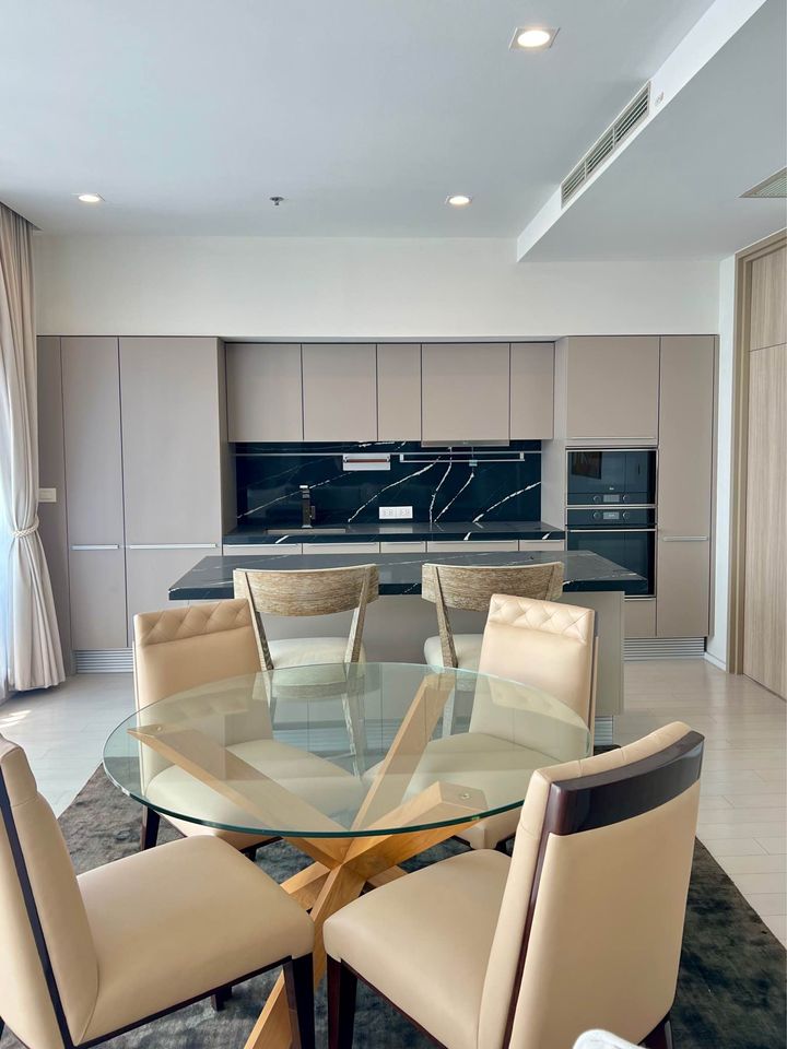 For Rent condo 3 bedrooms at Noble Ploenchit Luxuly condo Penthouse Duplex Near BTS Ploenchit  Fully furnished Ready to move in Rental 190,000 THB.