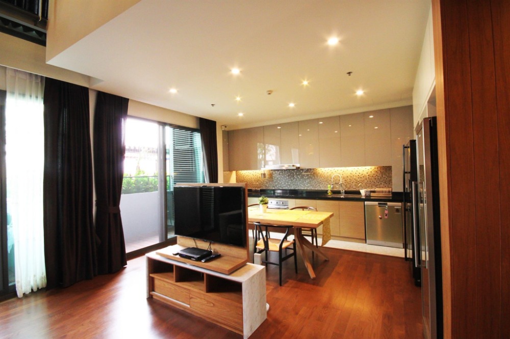 For Rent Duplex 2 Beds 4 Baths Noble Remix Sukhumvit 36 Luxury Condo Near BTS Thonglor Fully furnished Ready to move in