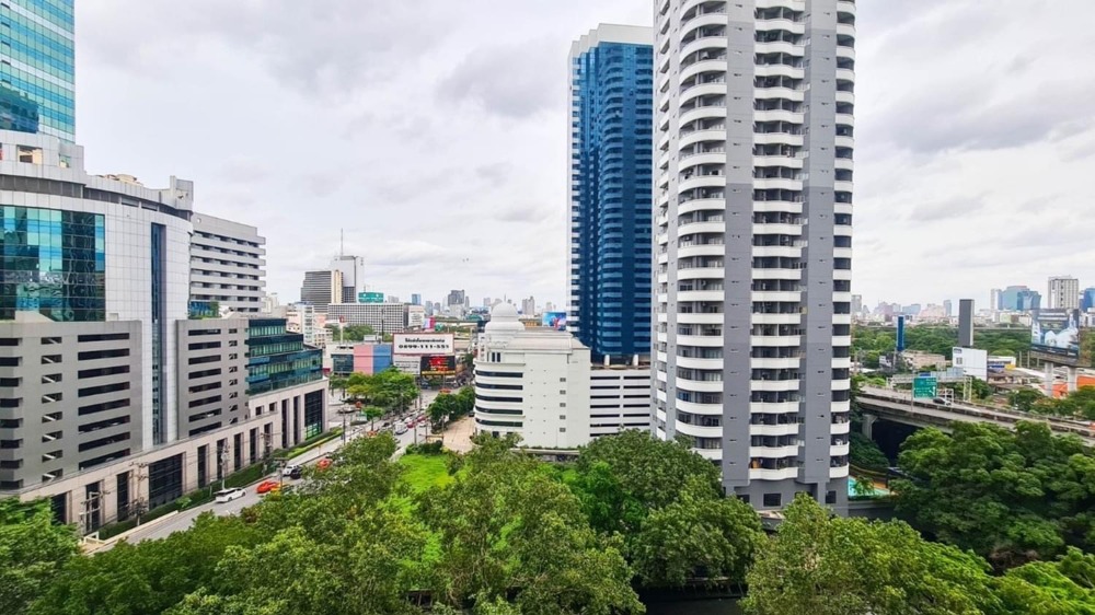 For Sale 1 bedroom Life One Wireless Condo Near BTS Ploenchit Fully furnished Ready to move in