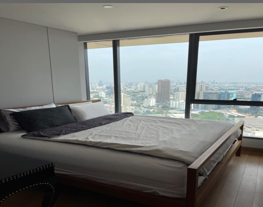 For Rent 2 bedrooms The Lumpini 24 Luxury Condo High floor Near BTS Phrom Phong Fully furnished Ready to move in